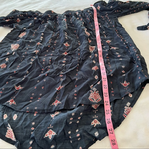 Faithfull The Brand RARE Polonia Off The Shoulder Blouse in Desert Oasis - Picture 3 of 10